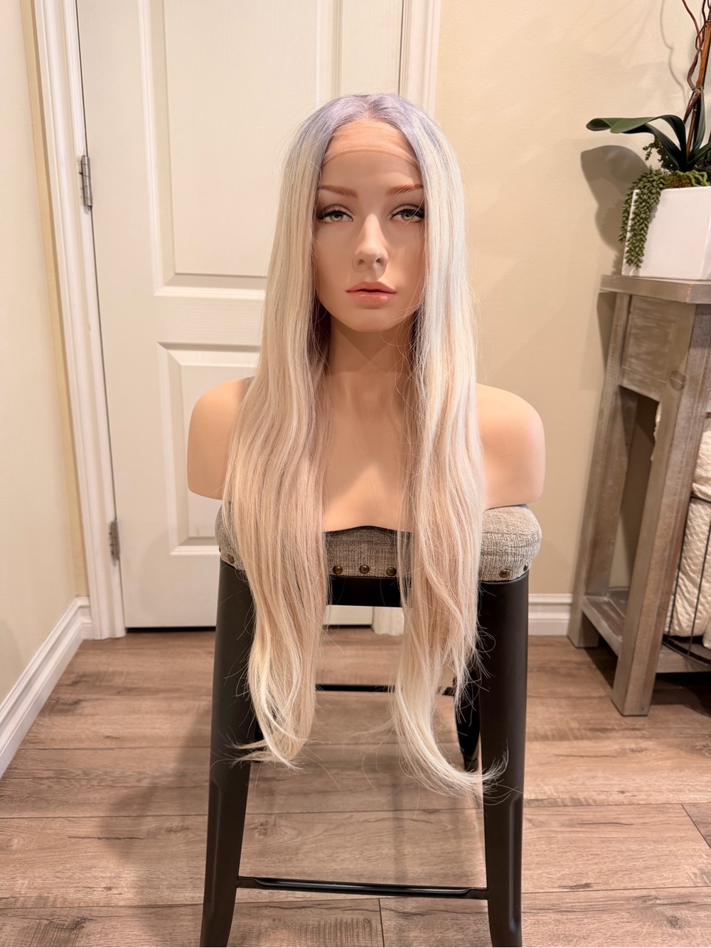 Blonde Straight Lace Front Wig Platinum Blonde with Periwinkle Roots 24”260g